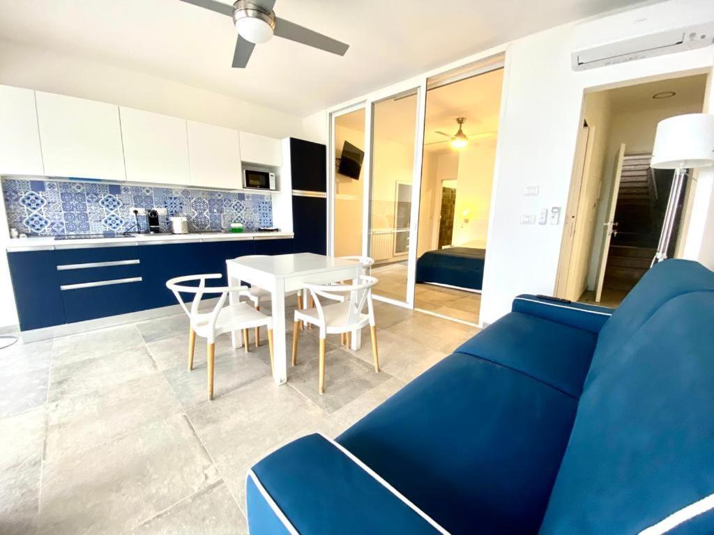 Dream View Suites 陶尔米纳 客房 照片