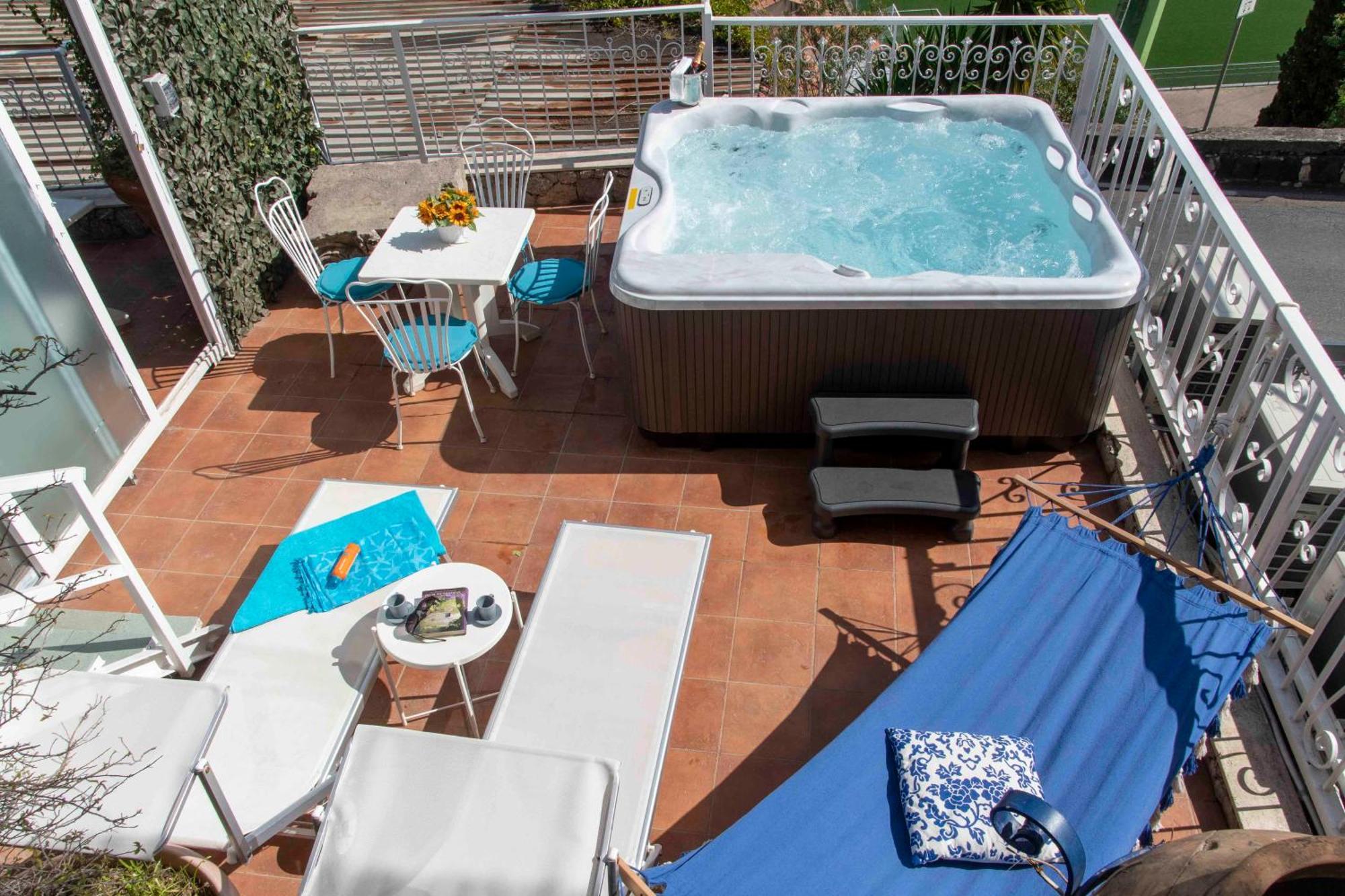 Dream View Suites 陶尔米纳 外观 照片