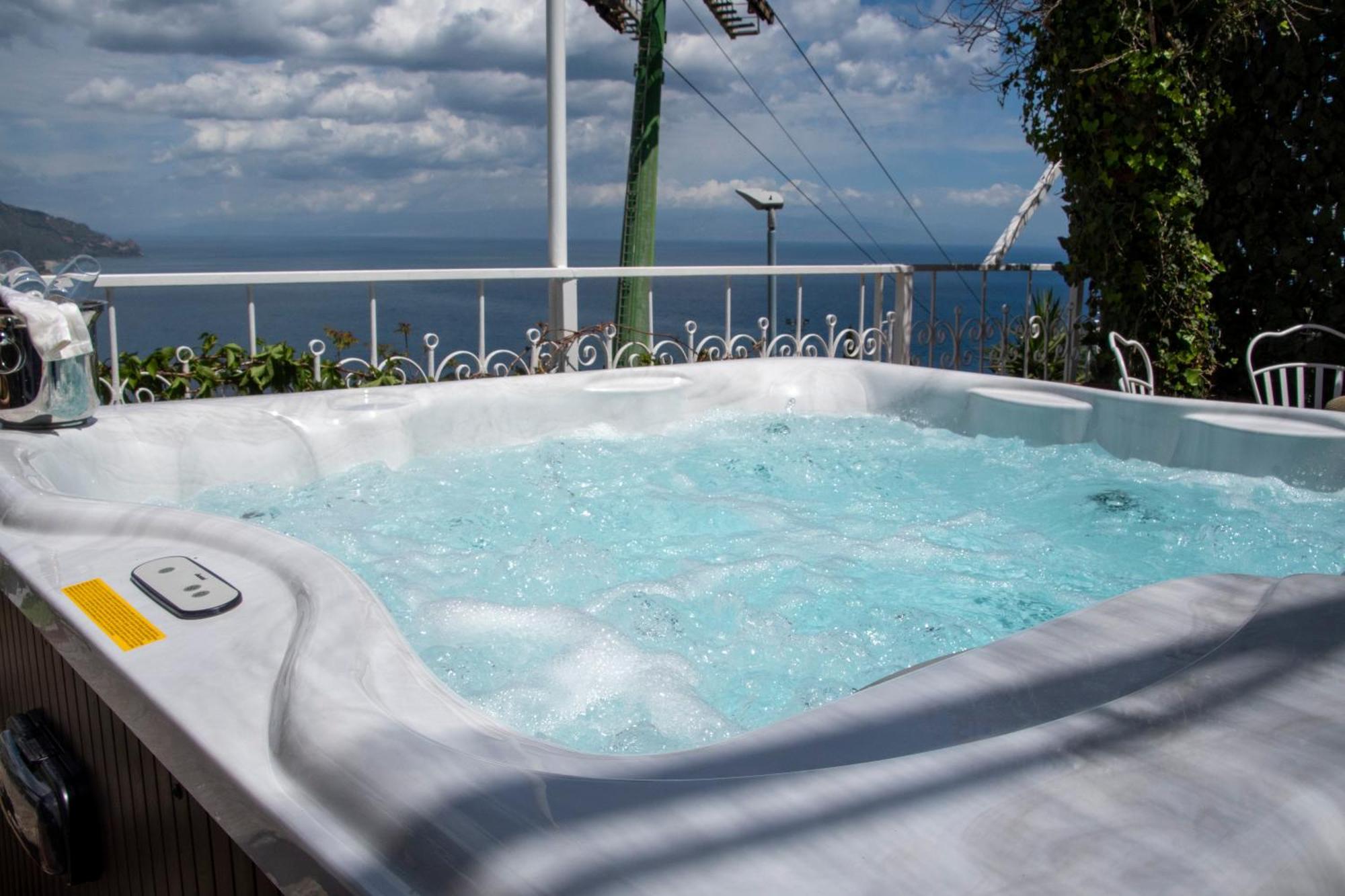 Dream View Suites 陶尔米纳 外观 照片