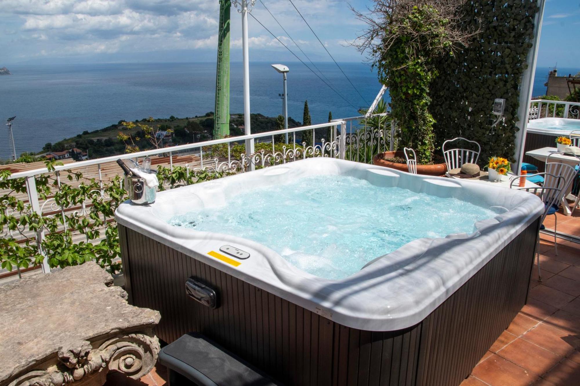 Dream View Suites 陶尔米纳 外观 照片